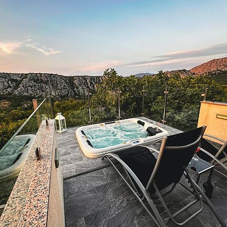 Summer House Nika With Jacuzzi Slime المظهر الخارجي الصورة